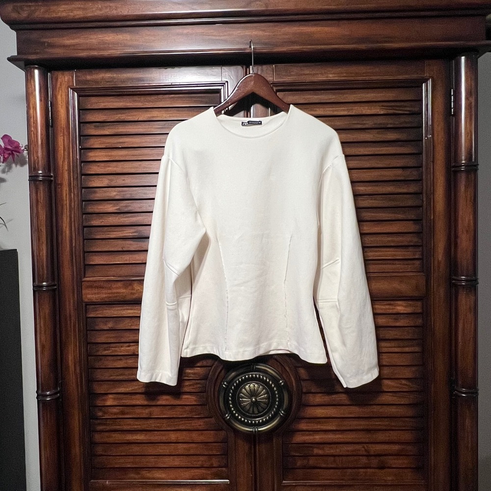 Zara Womens Cream Long Sleeve Seam Detail Top Size Large Off White Crew Neck